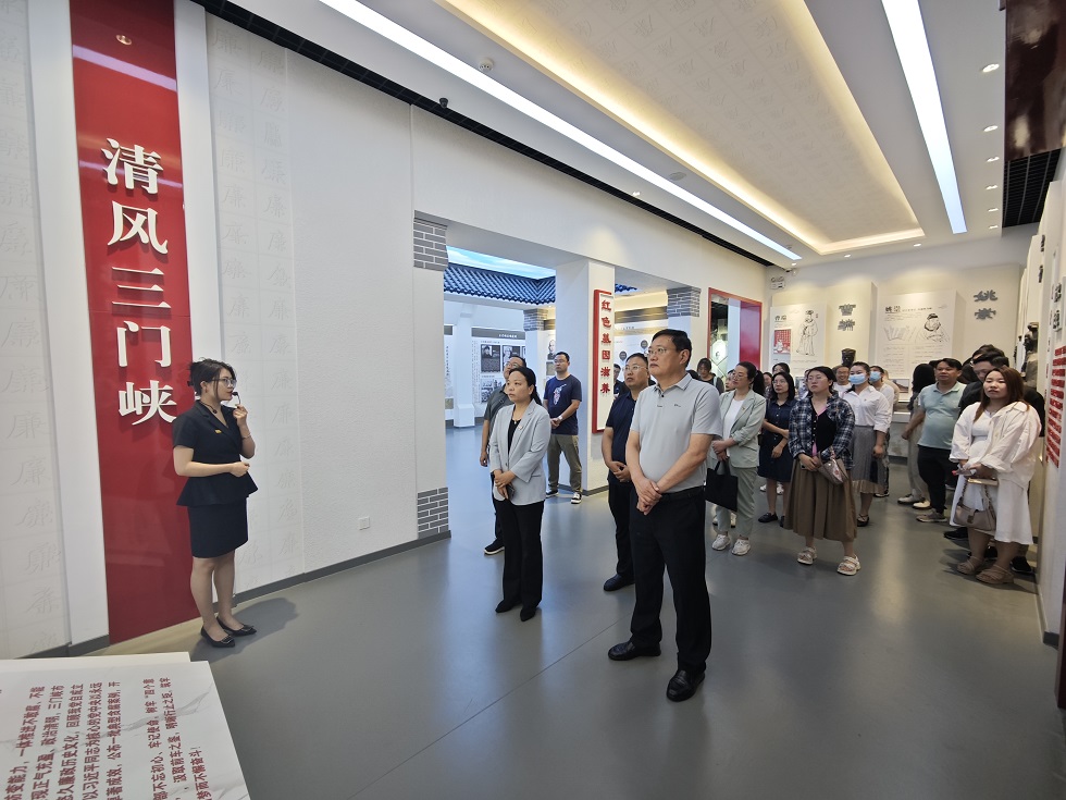 6.21到廉政教育基地参观4.jpg 6.21到廉政教育基地参观4.jpg