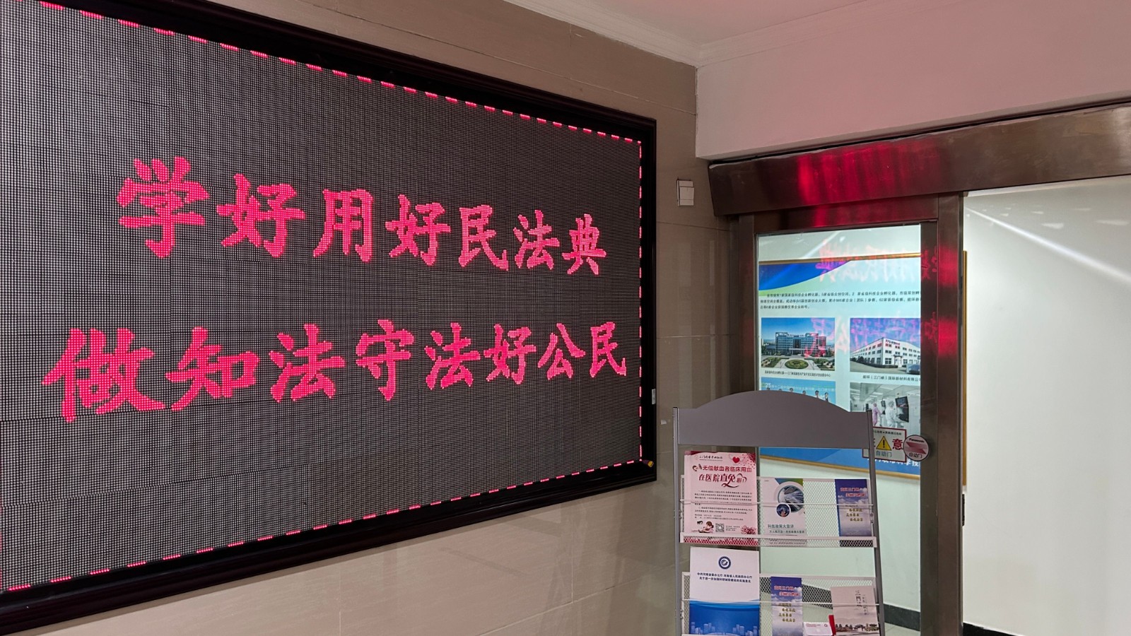 图片3.jpg 图片3.jpg